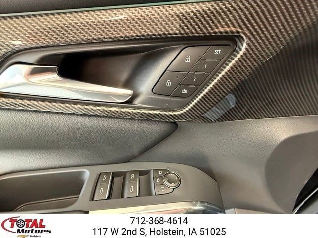New 2026 Chevrolet Traverse High Country w/ LPO, Floor Liner Package AWD/4WD image 17
