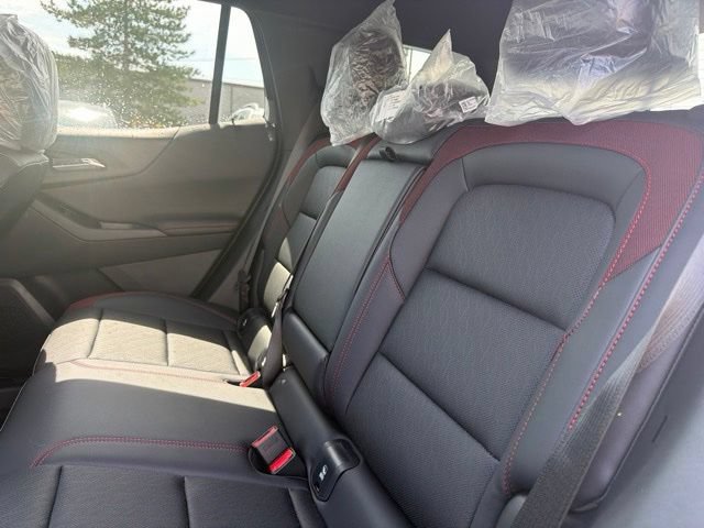 New 2027 Chevrolet Equinox RS w/ LPO, Floor Liner Package FWD image 20
