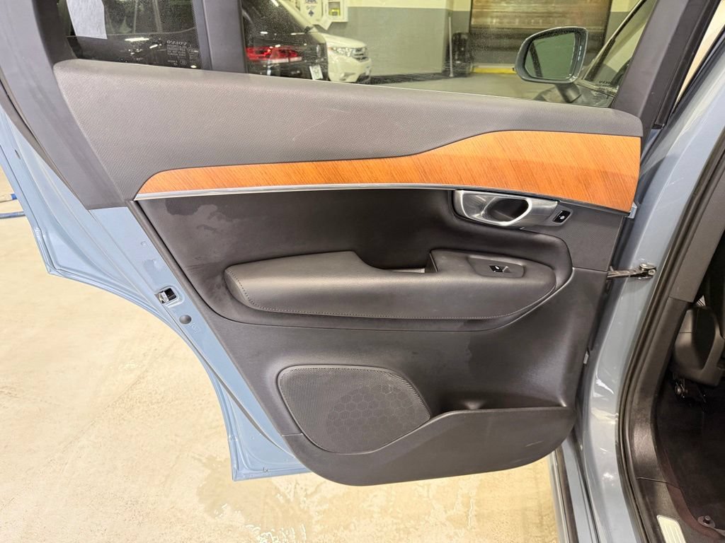 Used 2023 Volvo XC90 B5 Plus AWD/4WD image 19