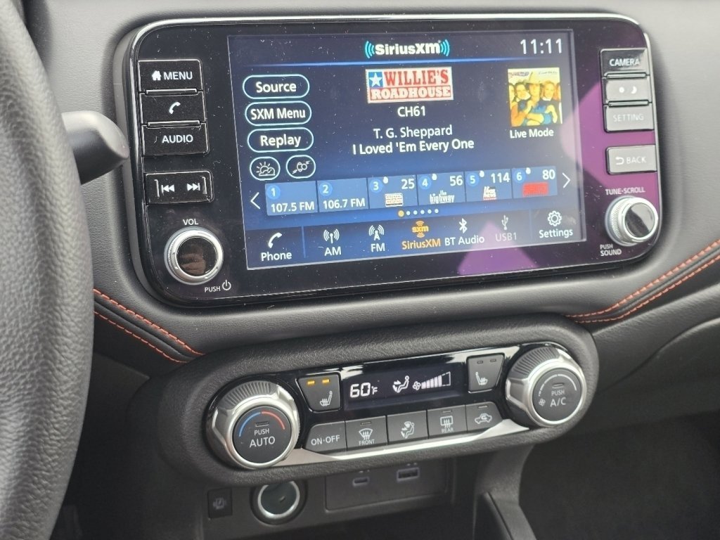 Used 2025 Nissan Versa SR w/ Trunk Package image 24