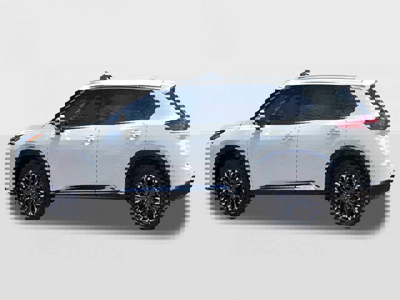 New 2026 Nissan Rogue Platinum image 2