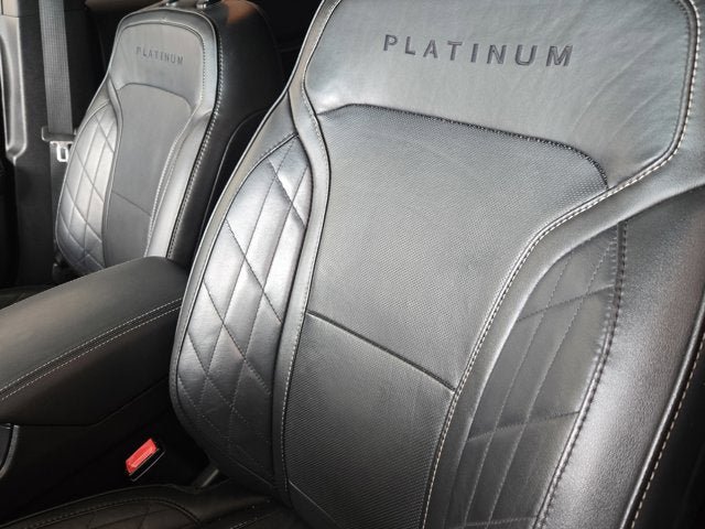 Used 2017 Ford Explorer Platinum image 22