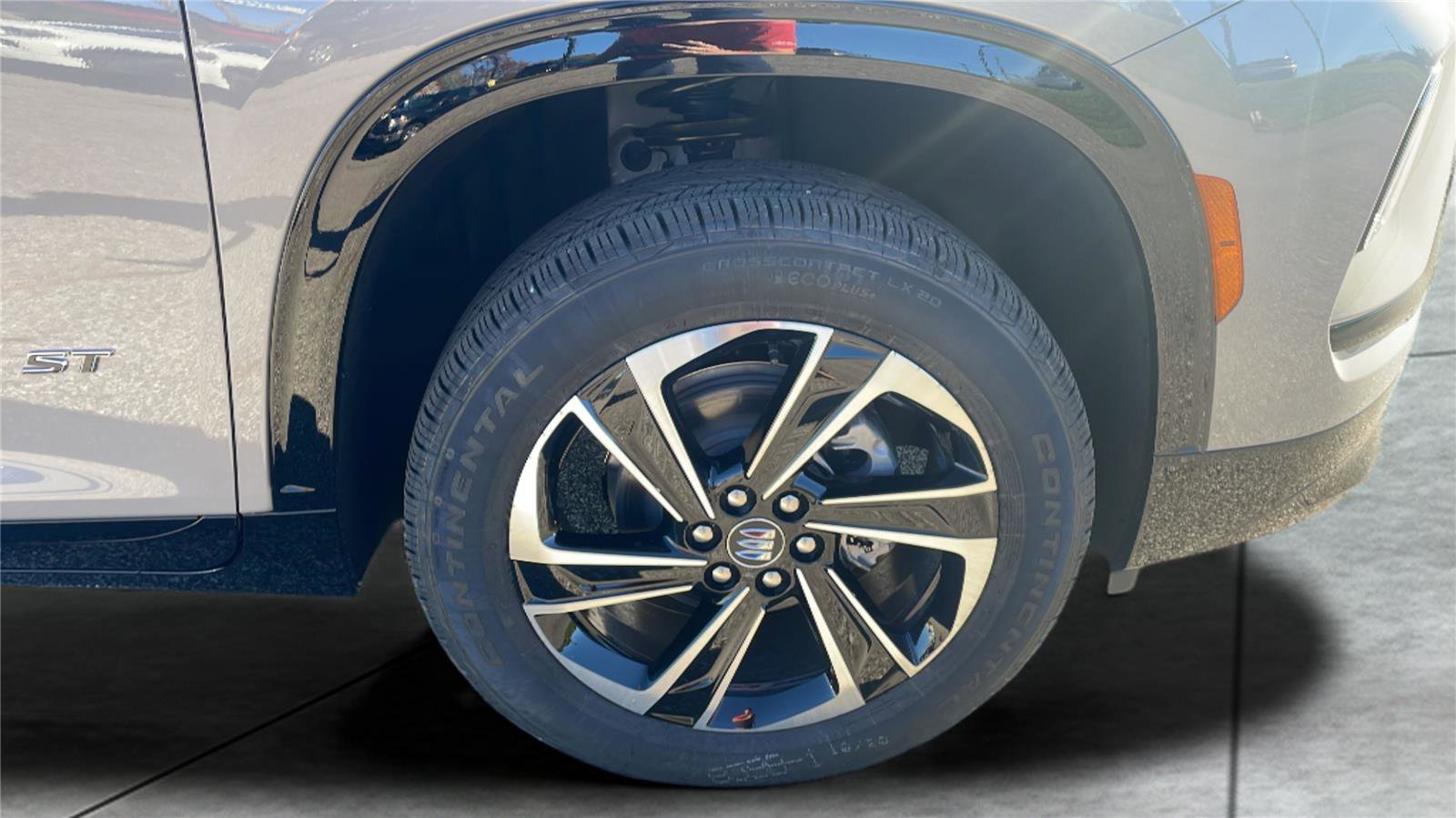 New 2026 Buick Enclave Sport Touring w/ Power Package image 26