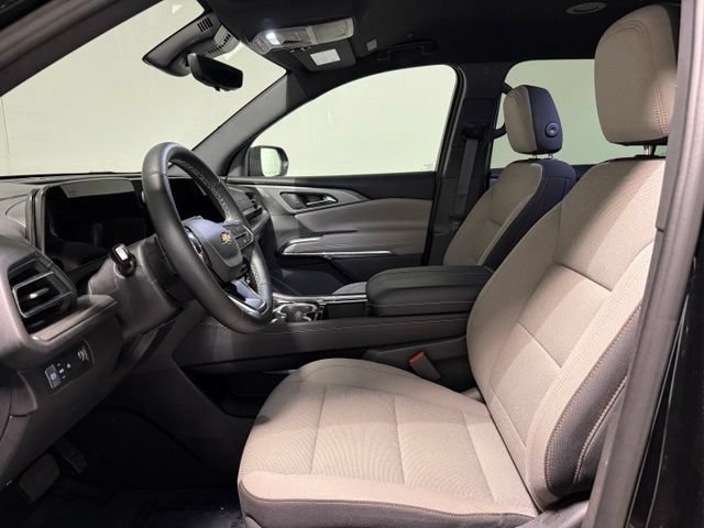 Certified 2026 Chevrolet Traverse LT w/ Driver Confidence Package FWD image 13