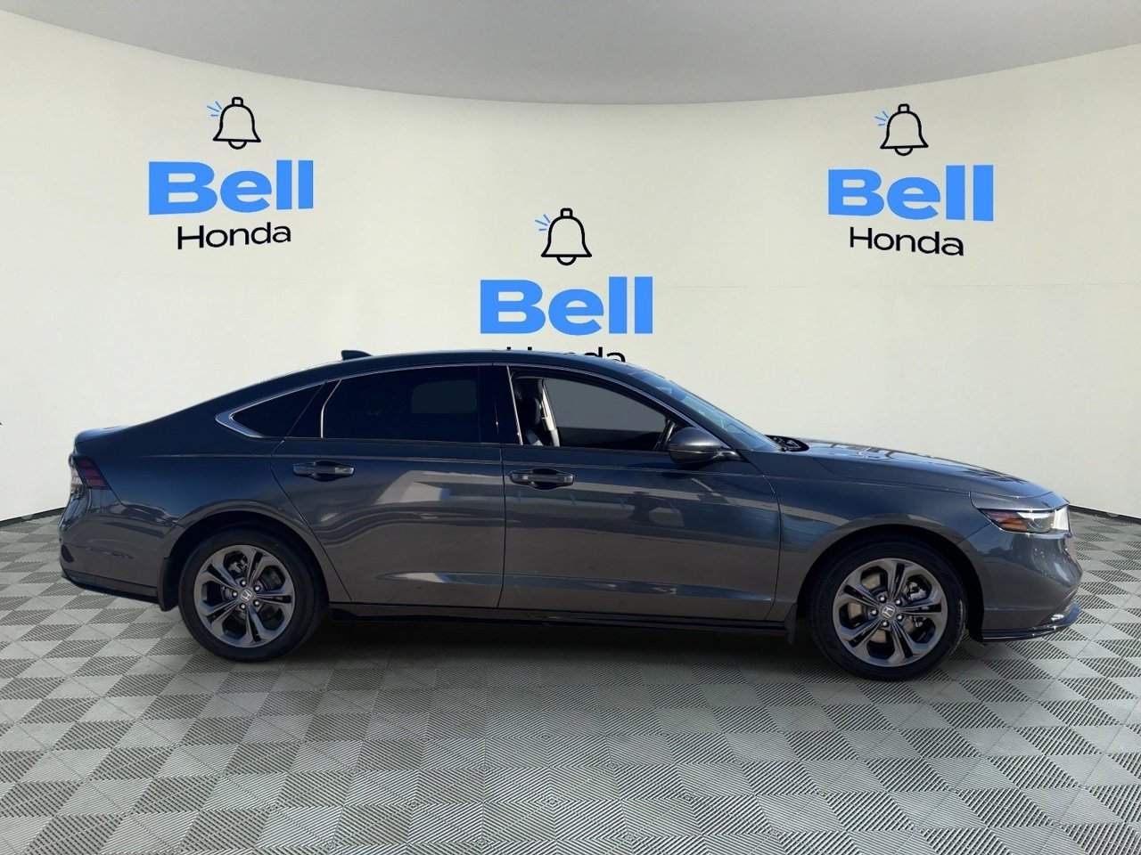 Certified 2025 Honda Accord EX-L image 5