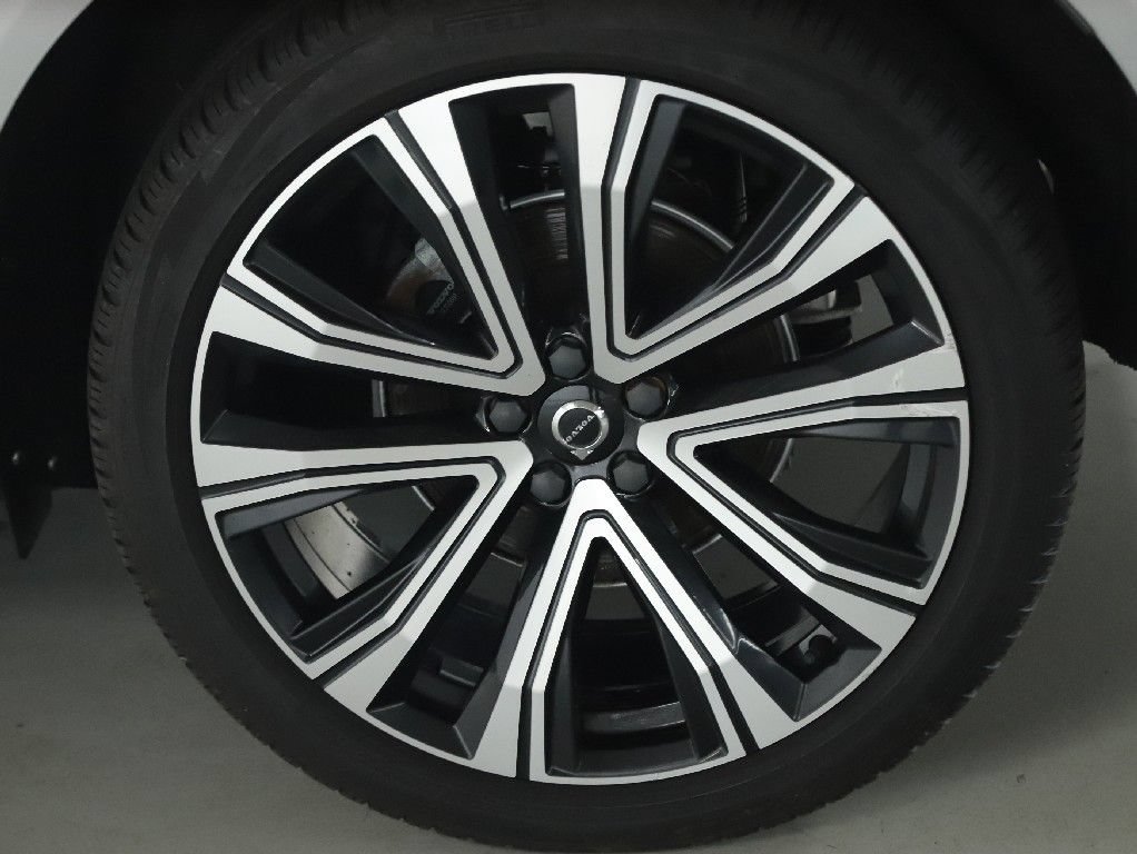 Used 2023 Volvo XC60 B5 Ultimate w/ Climate Package AWD/4WD image 41