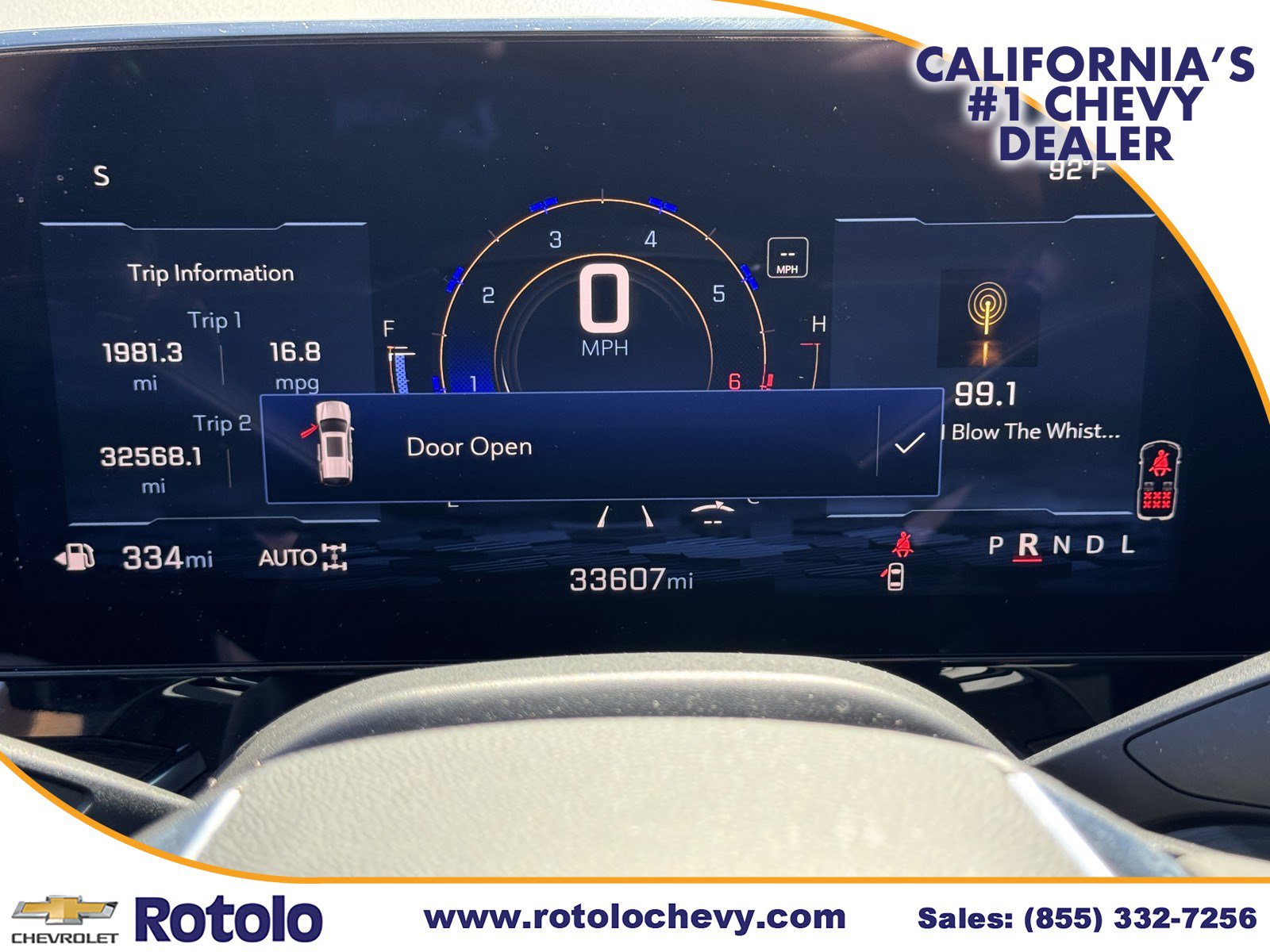 Used 2025 Chevrolet Suburban Z71 image 26