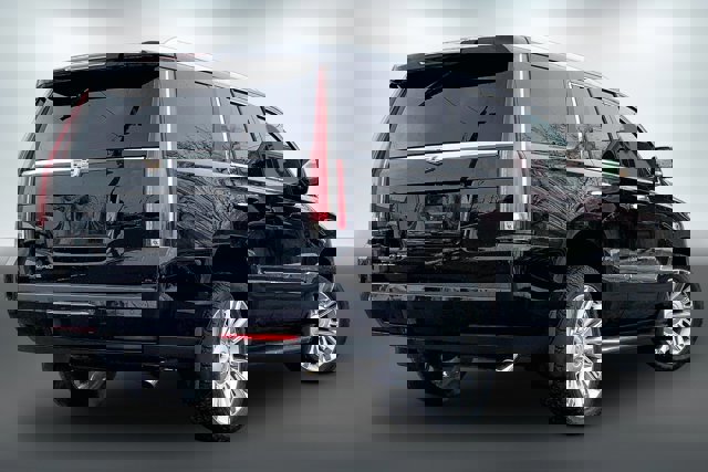 Used 2016 Cadillac Escalade Platinum image 12