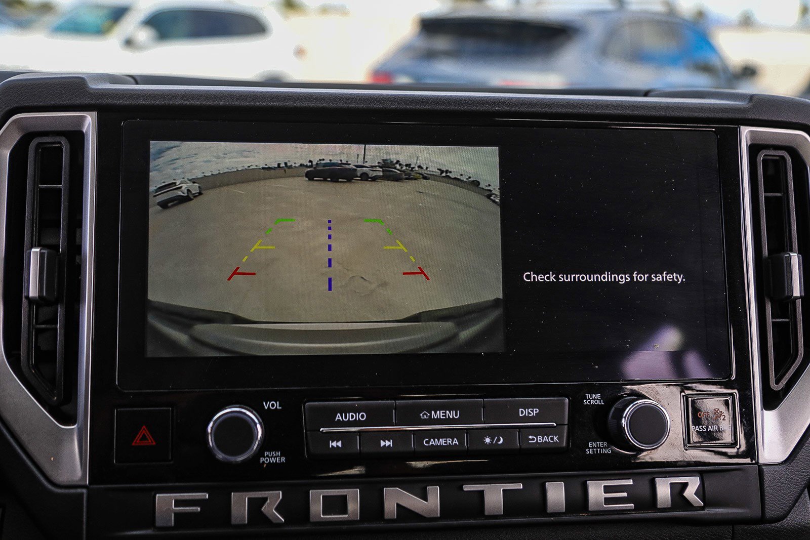 Used 2025 Nissan Frontier SV w/ SV Convenience Package RWD image 23