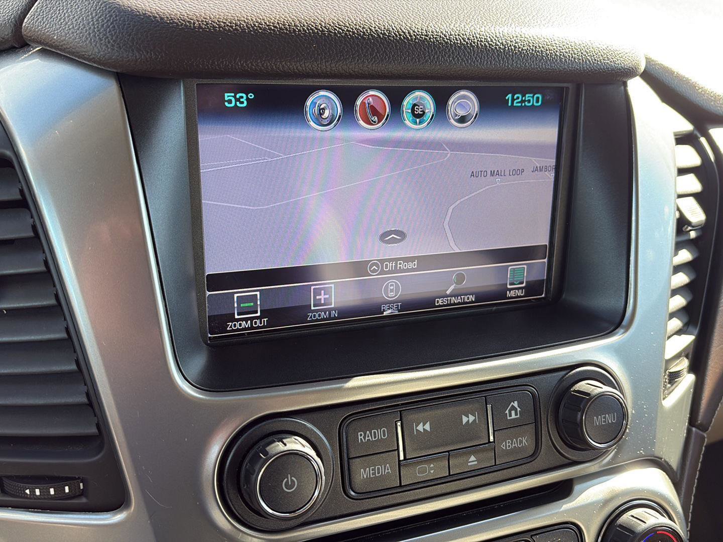 Used 2018 Chevrolet Suburban LT w/ Luxury Package image 23