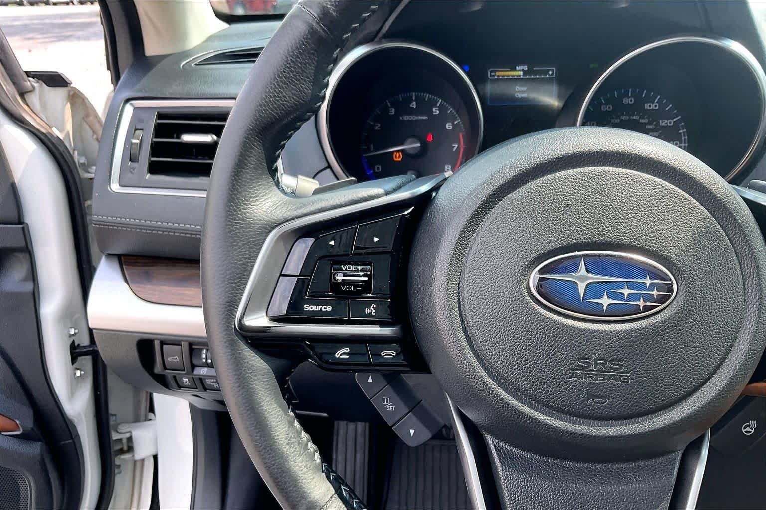Used 2019 Subaru Outback 3.6R Touring AWD/4WD image 25
