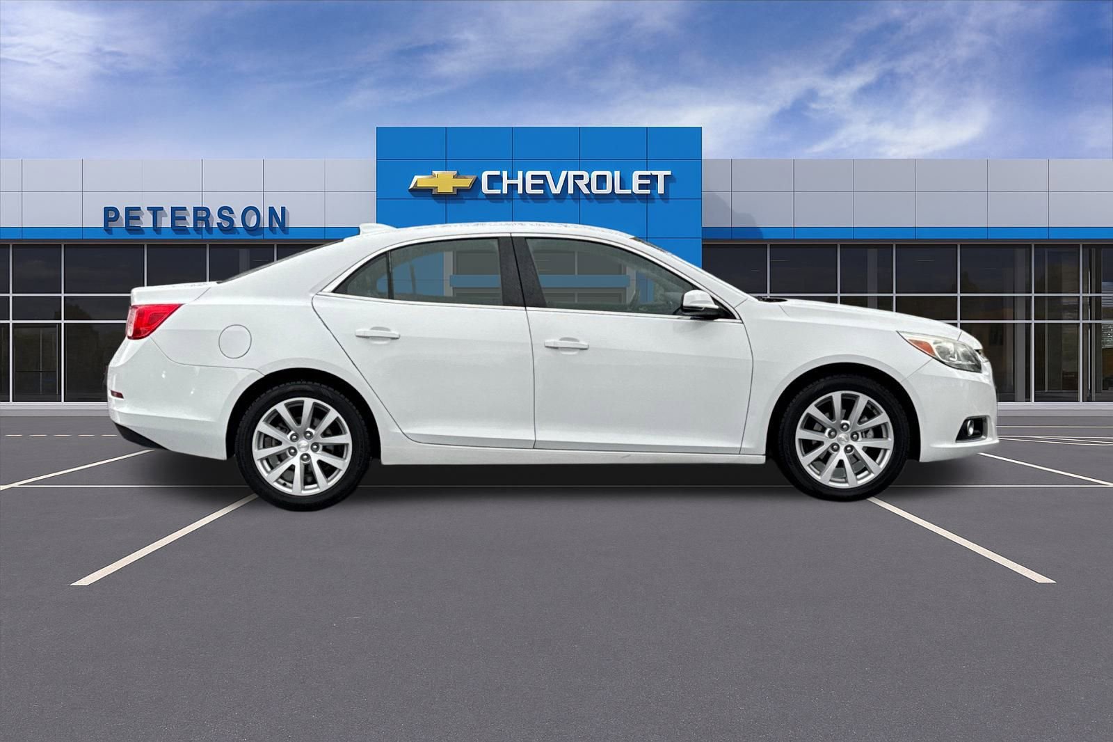 Used 2015 Chevrolet Malibu LT image 3