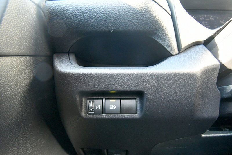 Used 2025 Toyota RAV4 XLE AWD/4WD image 18