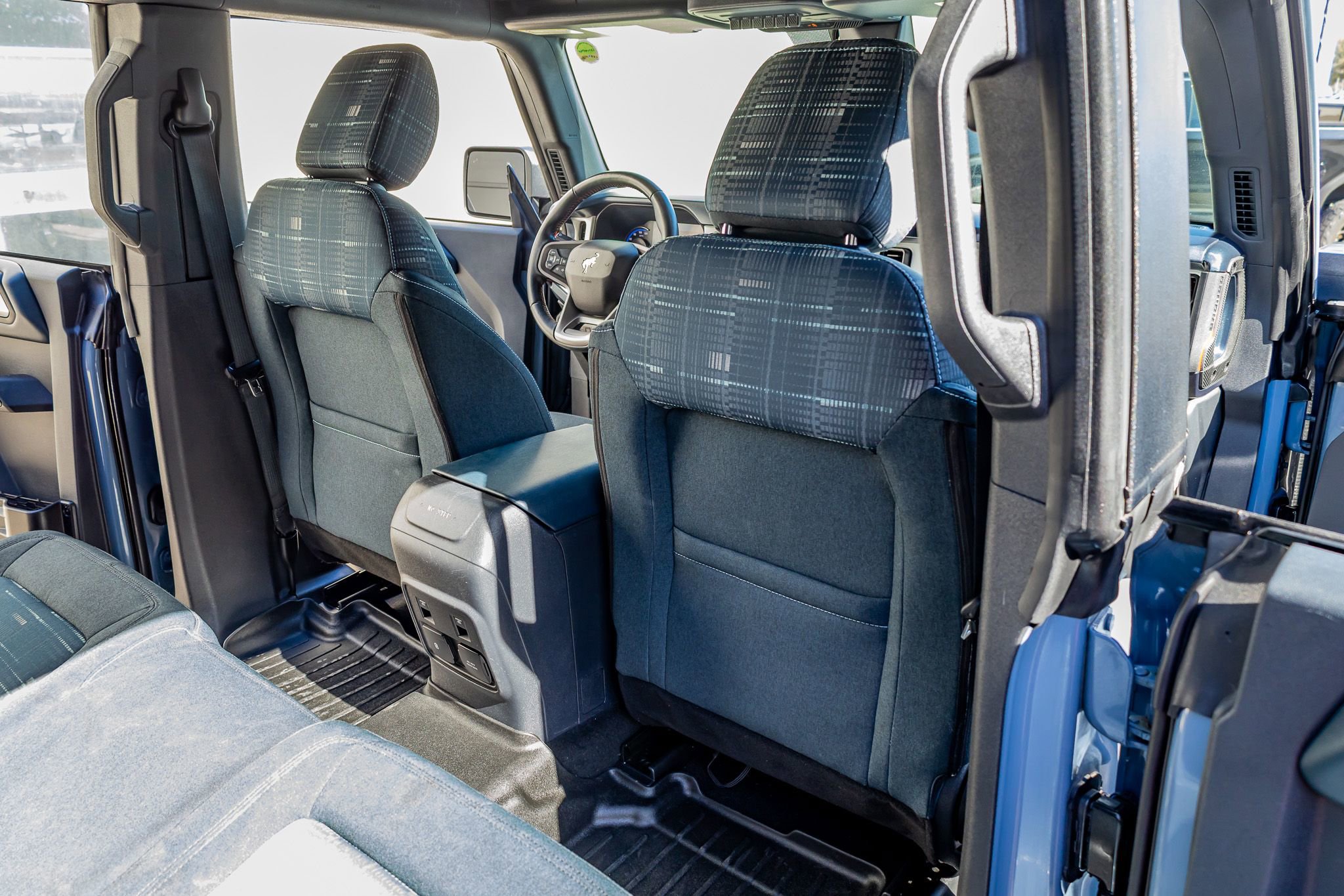 Used 2023 Ford Bronco Heritage Edition image 32