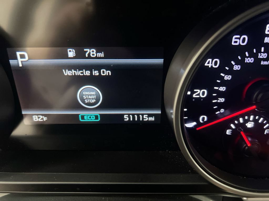 Used 2023 Kia Carnival LX FWD image 13