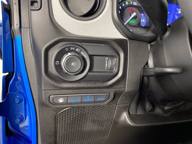 Used 2024 Jeep Wrangler Unlimited w/ Convenience Group AWD/4WD image 26