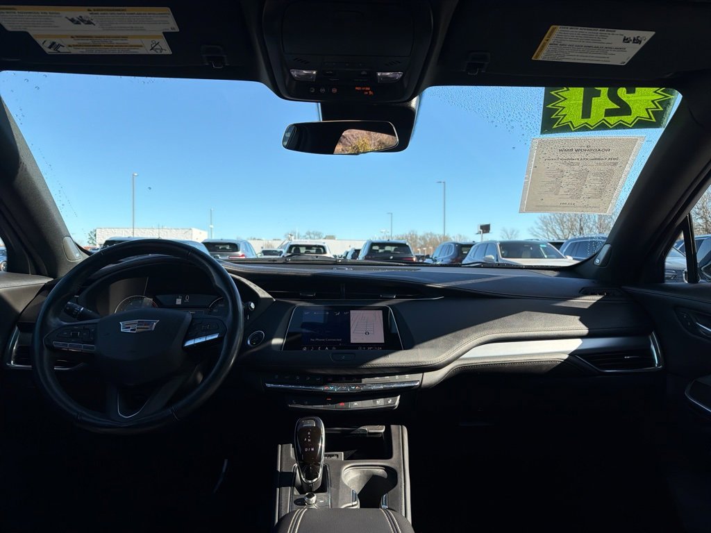 Used 2021 Cadillac XT4 Premium Luxury image 15