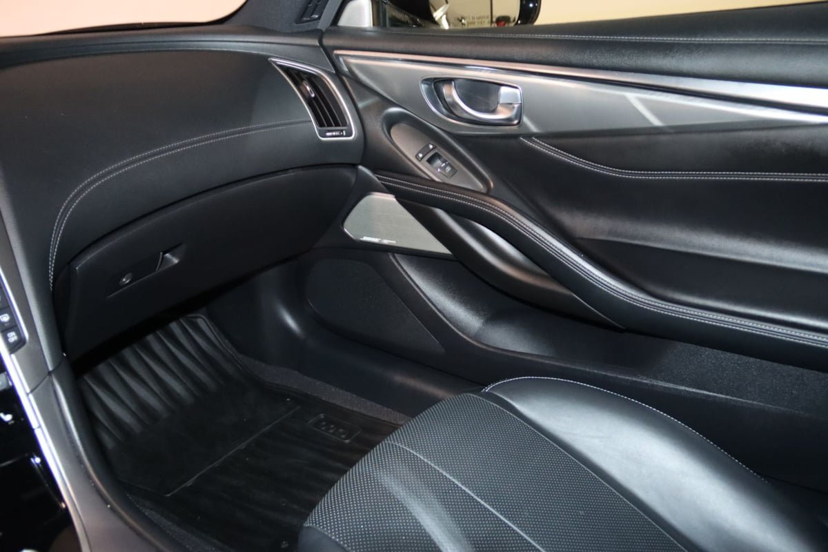 Used 2021 INFINITI Q60 3.0t Luxe w/ Essential Package RWD image 48