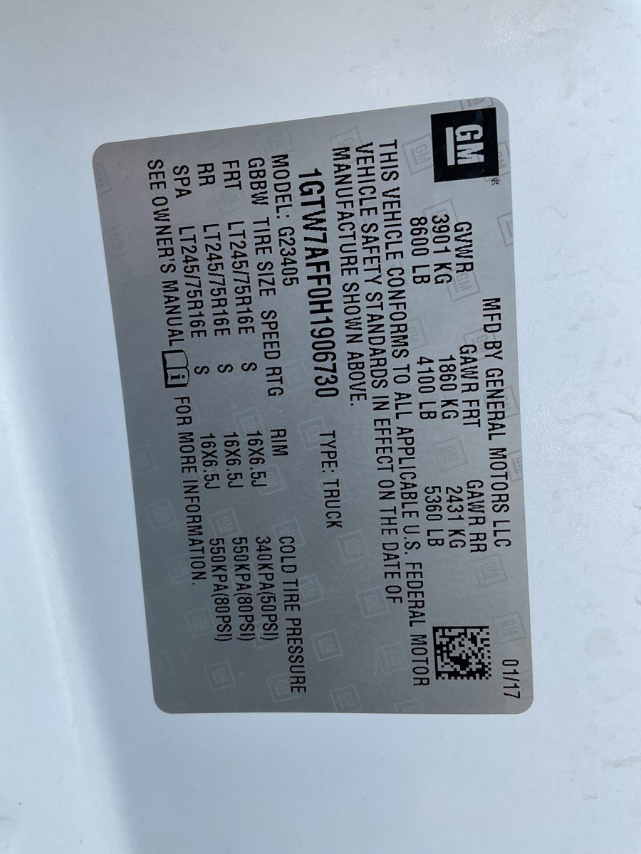 Used 2017 GMC Savana 2500 image 35