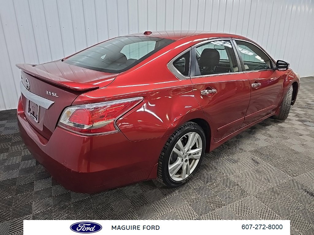 Used 2015 Nissan Altima 3.5 SL FWD image 10
