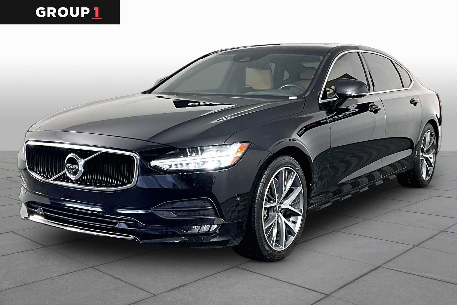 Used 2018 Volvo S90 T6 Momentum