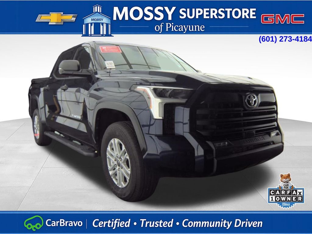 Used 2023 Toyota Tundra SR5 w/ SR5 Convenience Package image 4