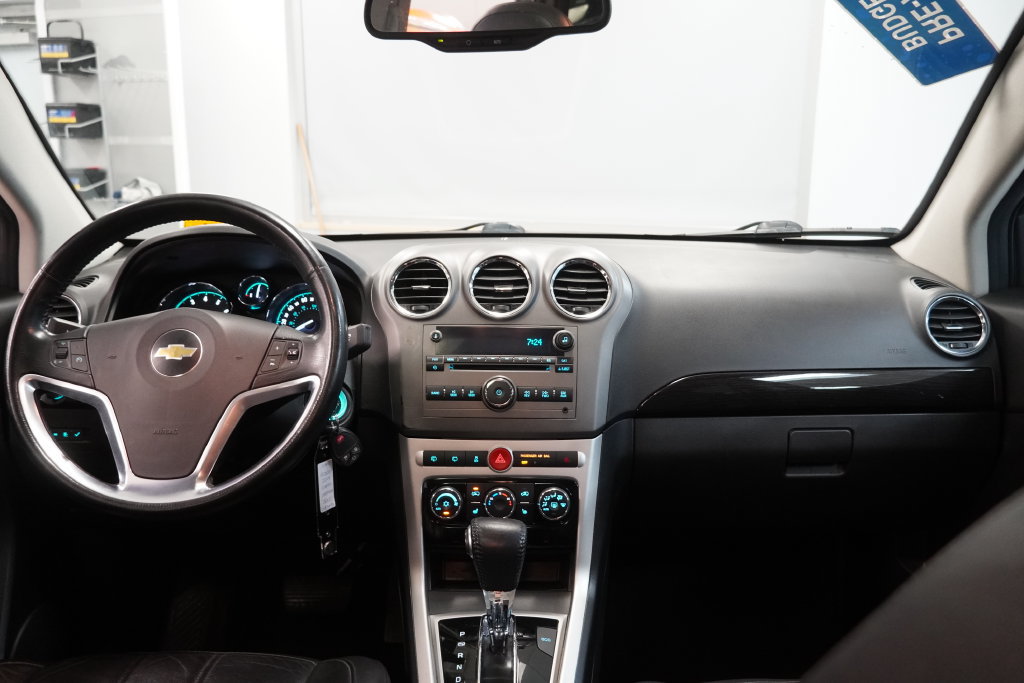 Used 2014 Chevrolet Captiva Sport LTZ FWD image 19