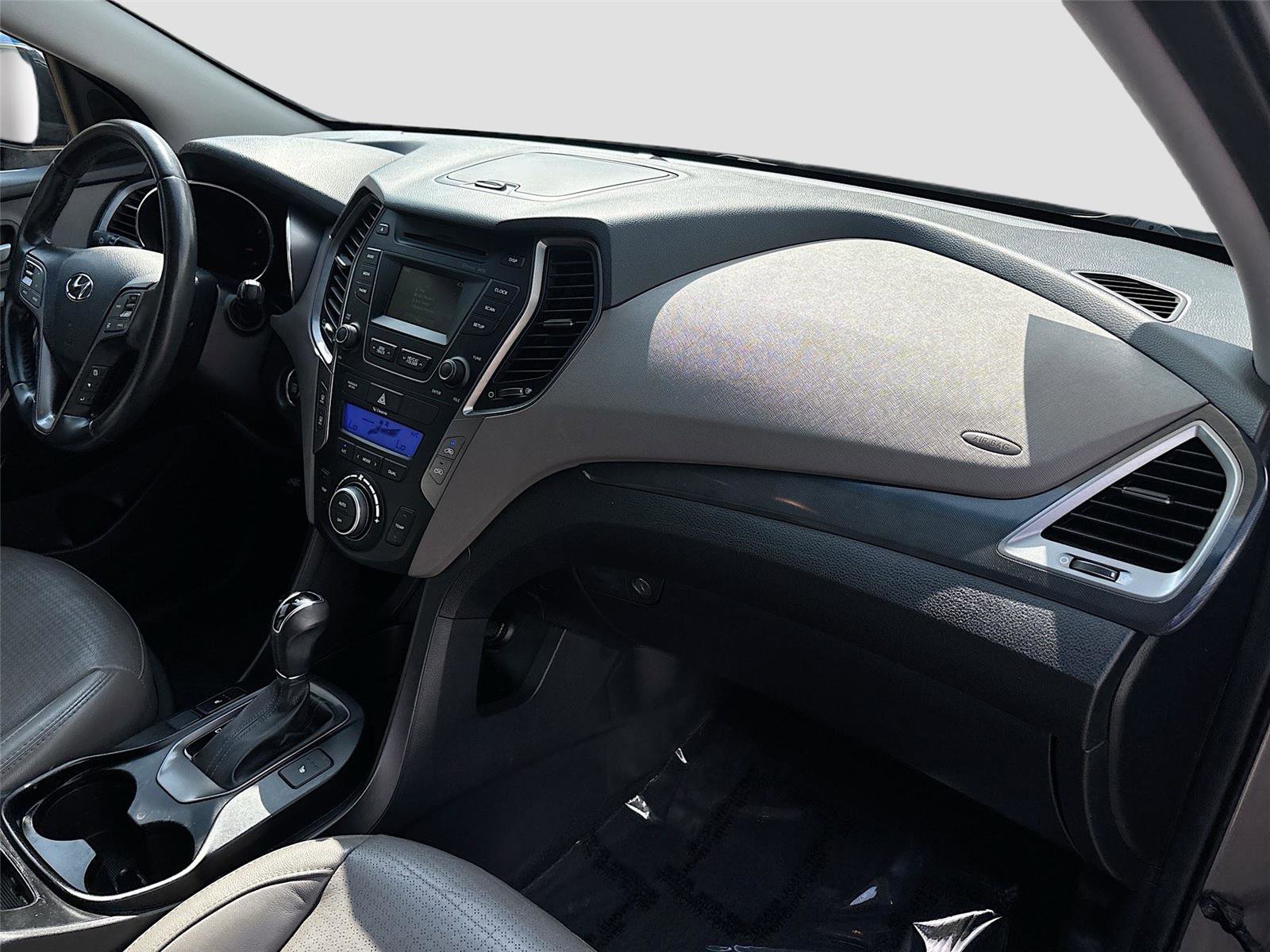Used 2016 Hyundai Santa Fe Sport w/ Option Group 03 FWD image 27