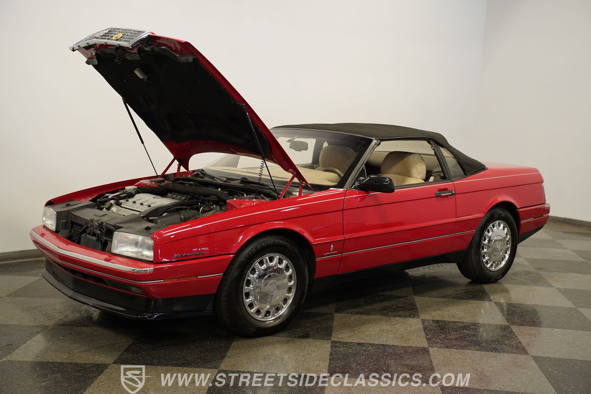 Used 1993 Cadillac Allante FWD image 38