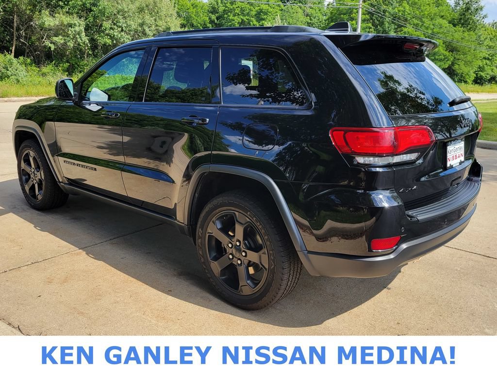 Used 2021 Jeep Grand Cherokee Freedom Edition AWD/4WD image 5