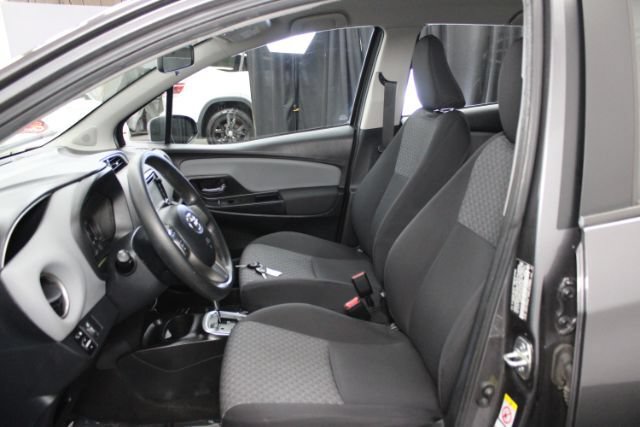Used 2015 Toyota Yaris LE FWD image 12