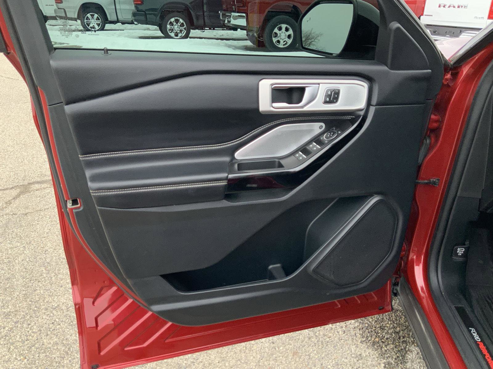 Used 2021 Ford Explorer ST w/ Equipment Group 401A image 24