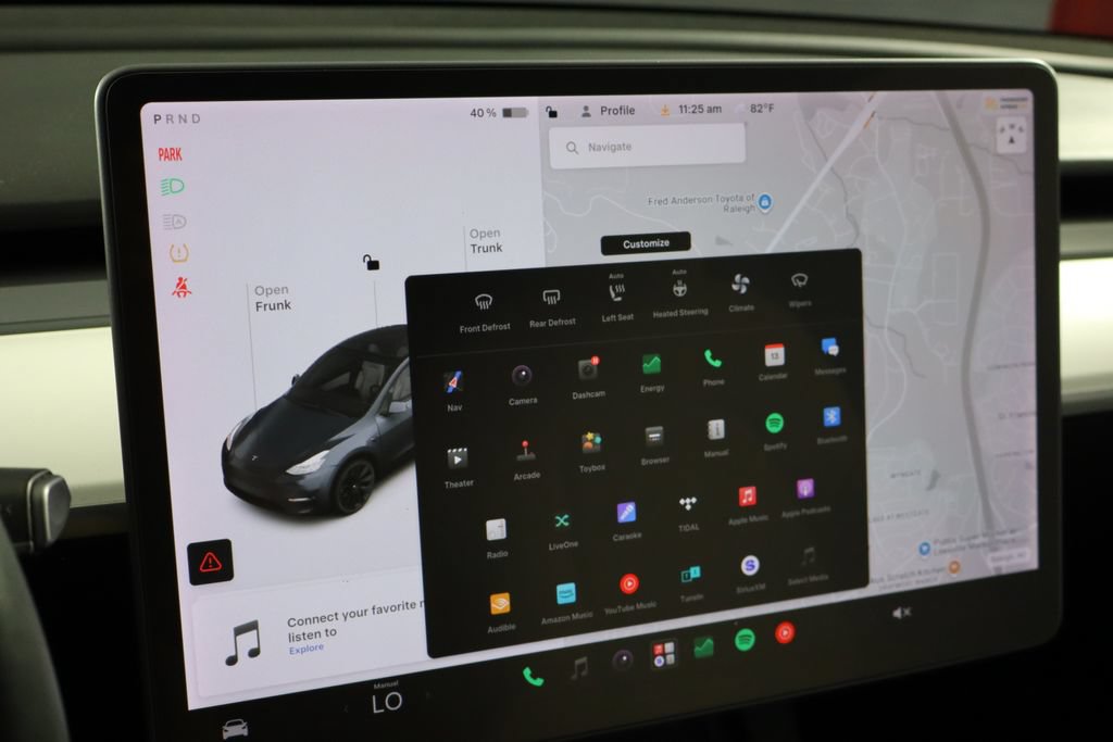 Used 2021 Tesla Model Y Long Range AWD/4WD image 37