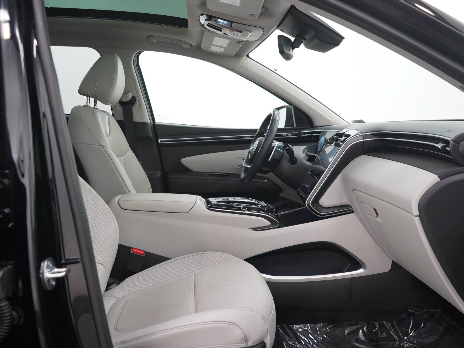 Used 2024 Hyundai Tucson Limited AWD/4WD image 13