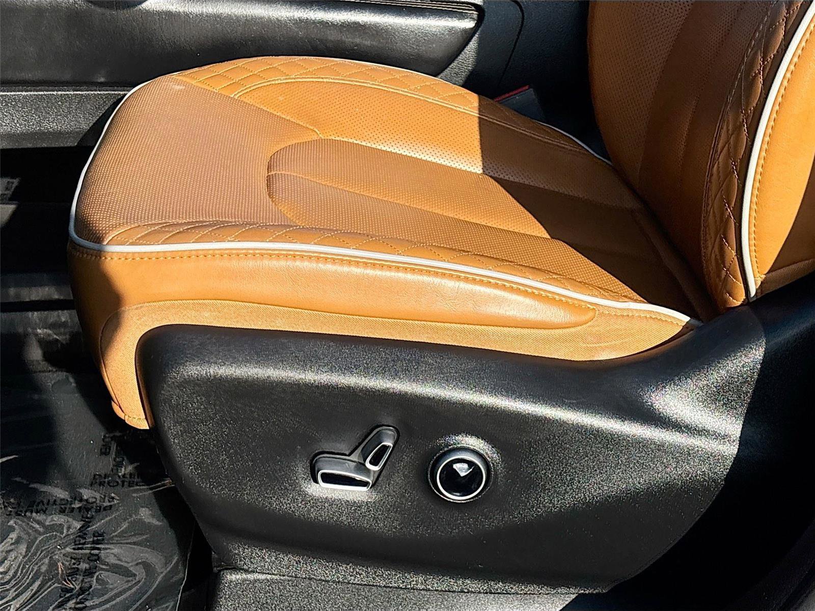 Used 2021 Chrysler Pacifica Pinnacle image 21