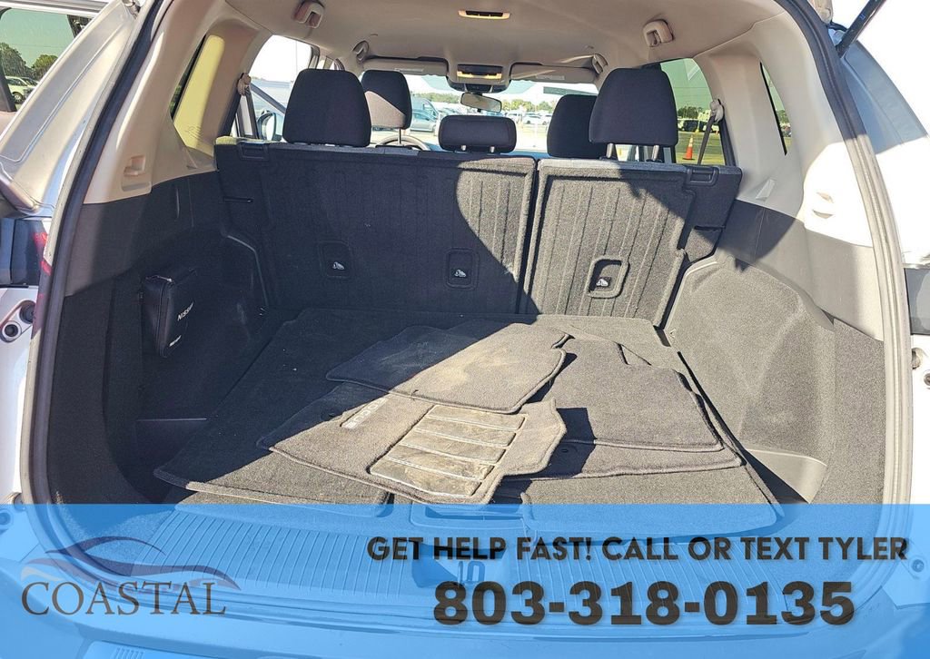 Used 2023 Nissan Rogue SV image 9