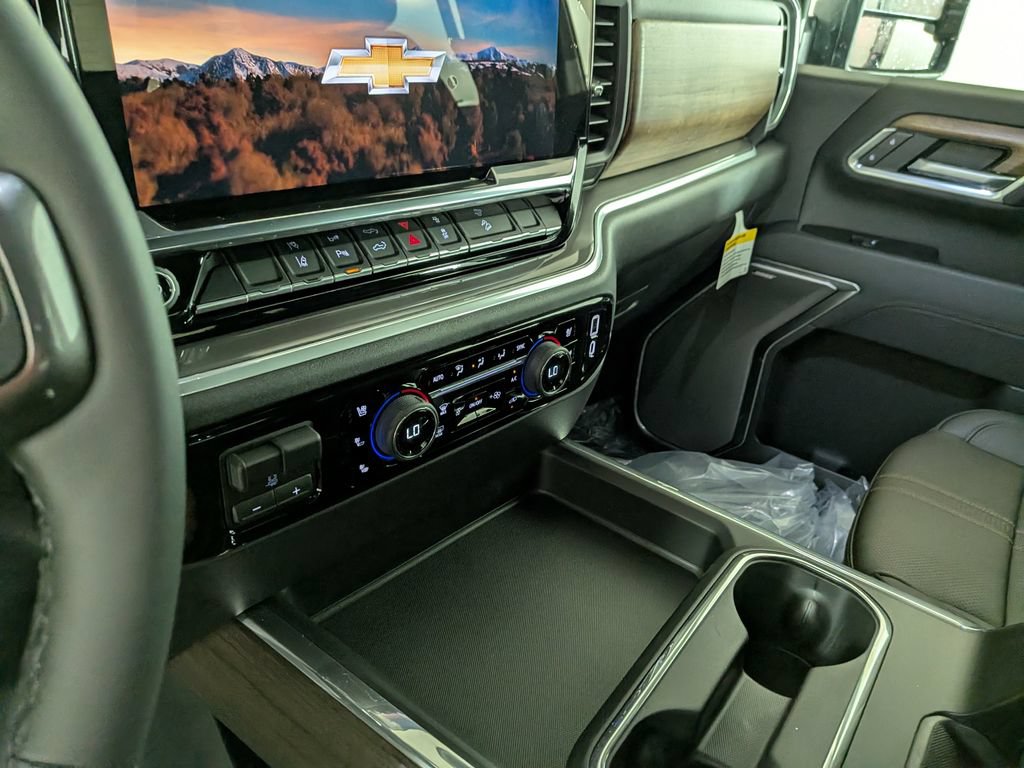 New 2026 Chevrolet Silverado 2500 High Country w/ High Country Premium Package AWD/4WD image 23