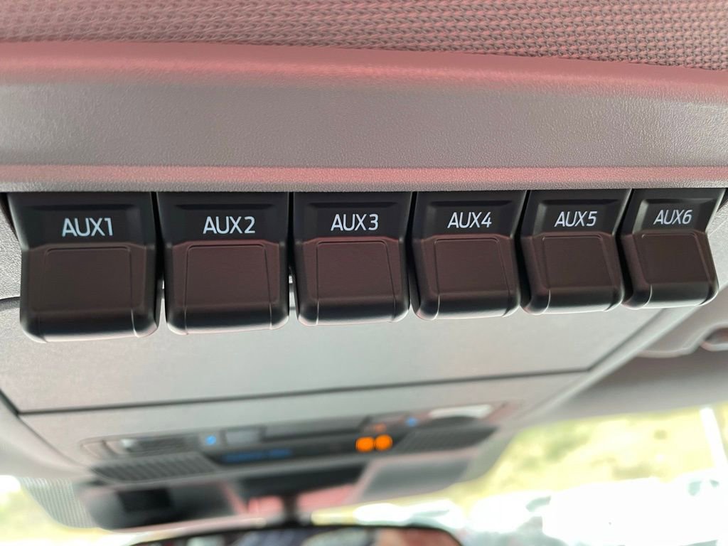 New 2026 Ford F250 XL w/ XL Chrome Package image 11