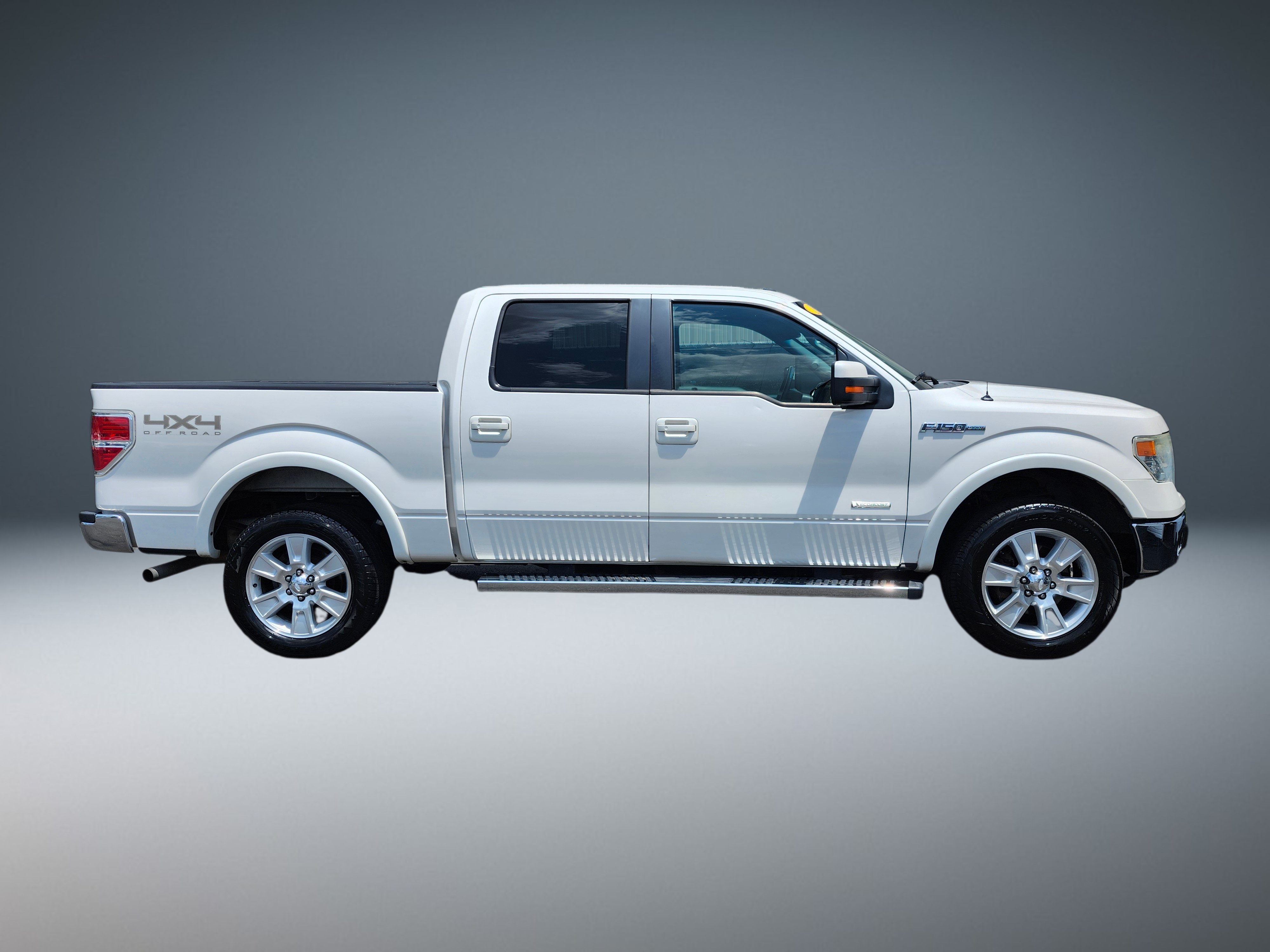 Used 2013 Ford F150 Lariat w/ Luxury Equipment Group AWD/4WD image 2