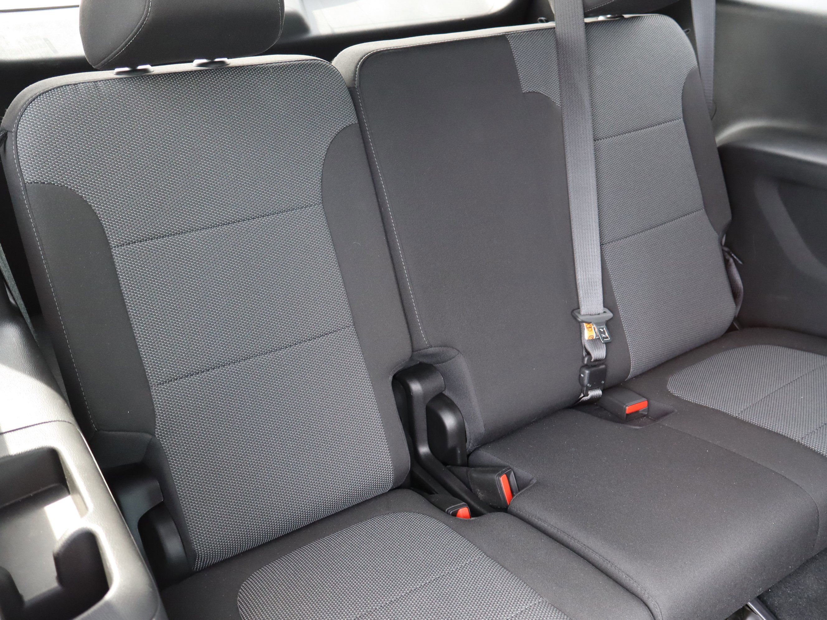 Used 2022 Chevrolet Traverse LT FWD image 38