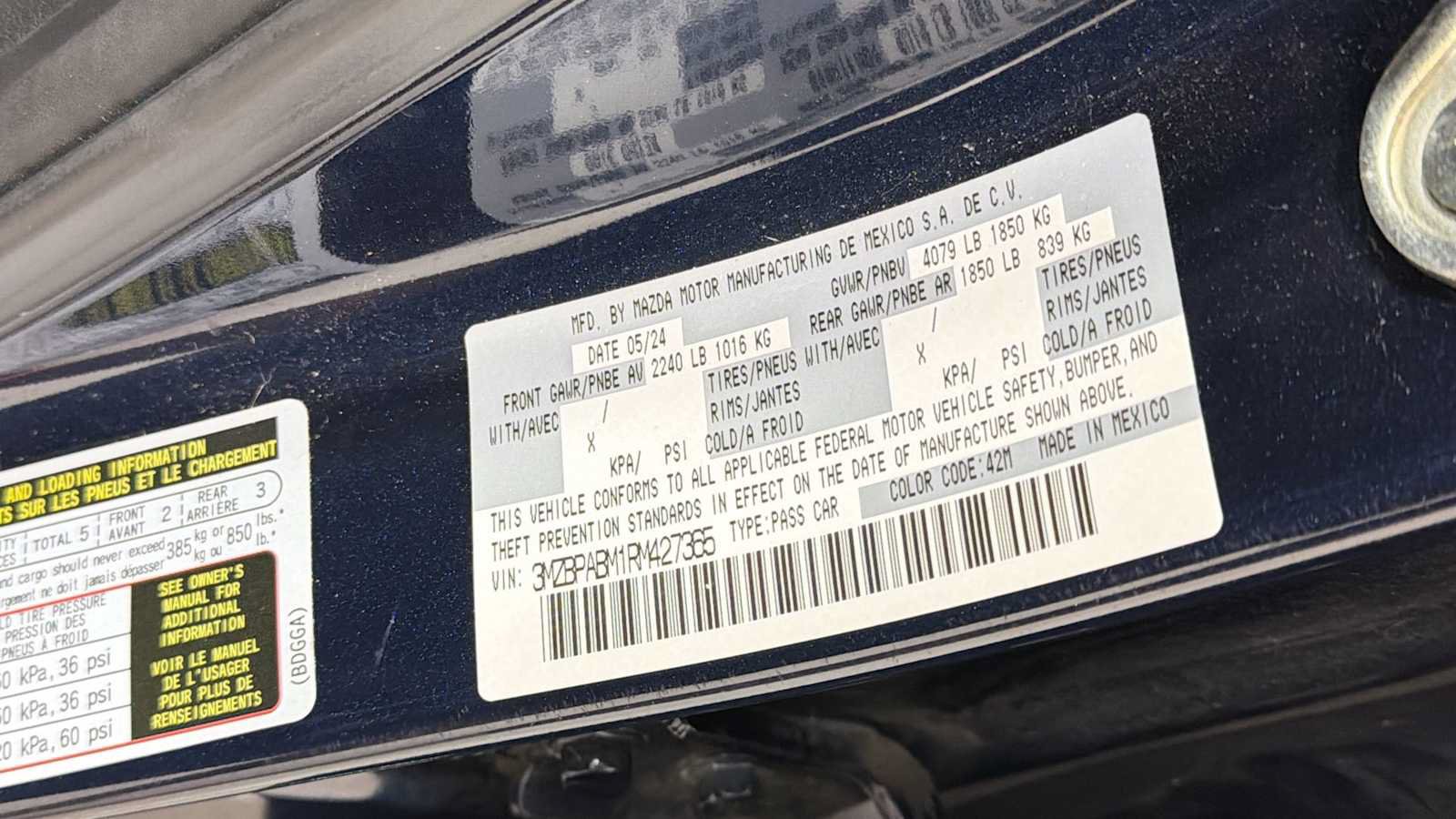 Used 2024 MAZDA MAZDA3 s FWD image 11
