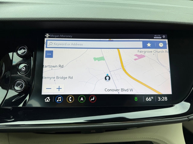 Used 2022 Buick Envision Avenir w/ Technology Package II image 28