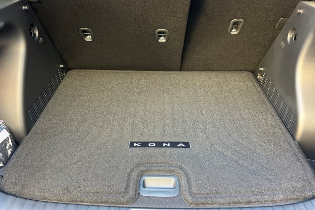 New 2027 Hyundai Kona SE FWD image 14