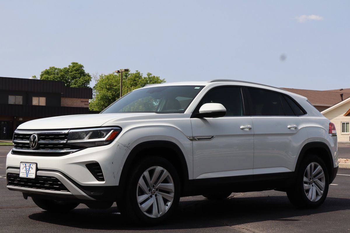 Used 2021 Volkswagen Atlas Cross Sport SE image 11