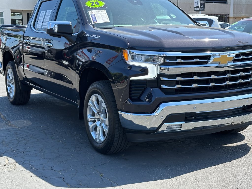 Used 2024 Chevrolet Silverado 1500 LTZ AWD/4WD image 11