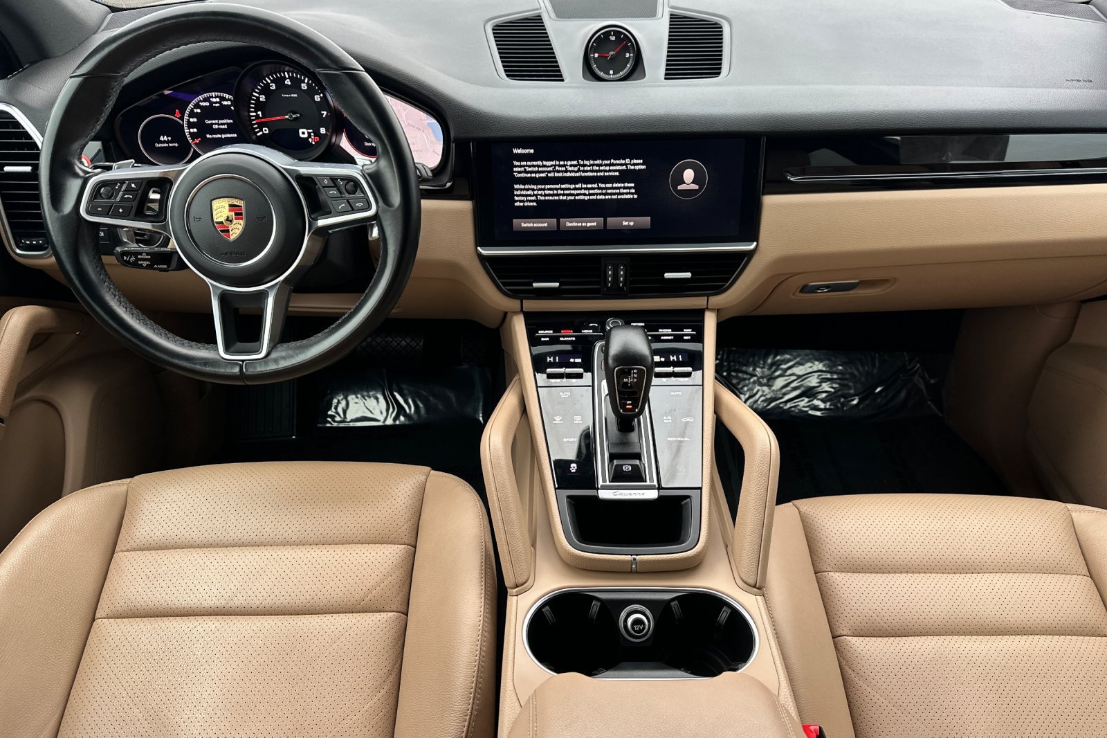 Used 2023 Porsche Cayenne AWD/4WD image 14