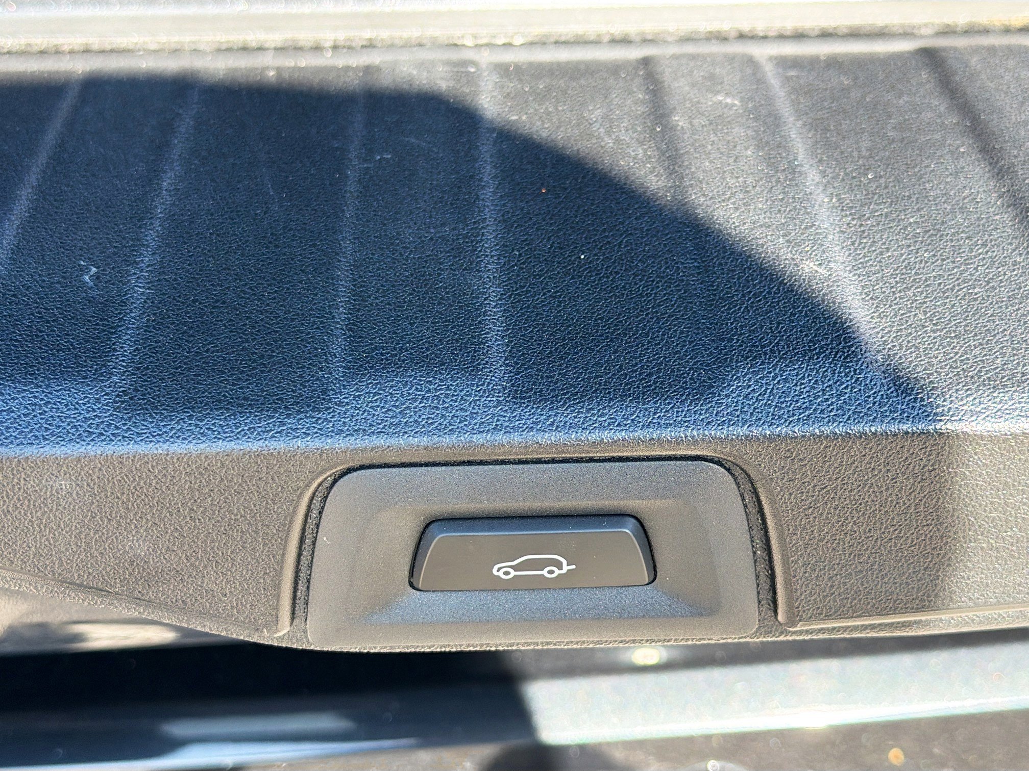 Used 2024 BMW X5 M60i w/ Climate Comfort Package image 13