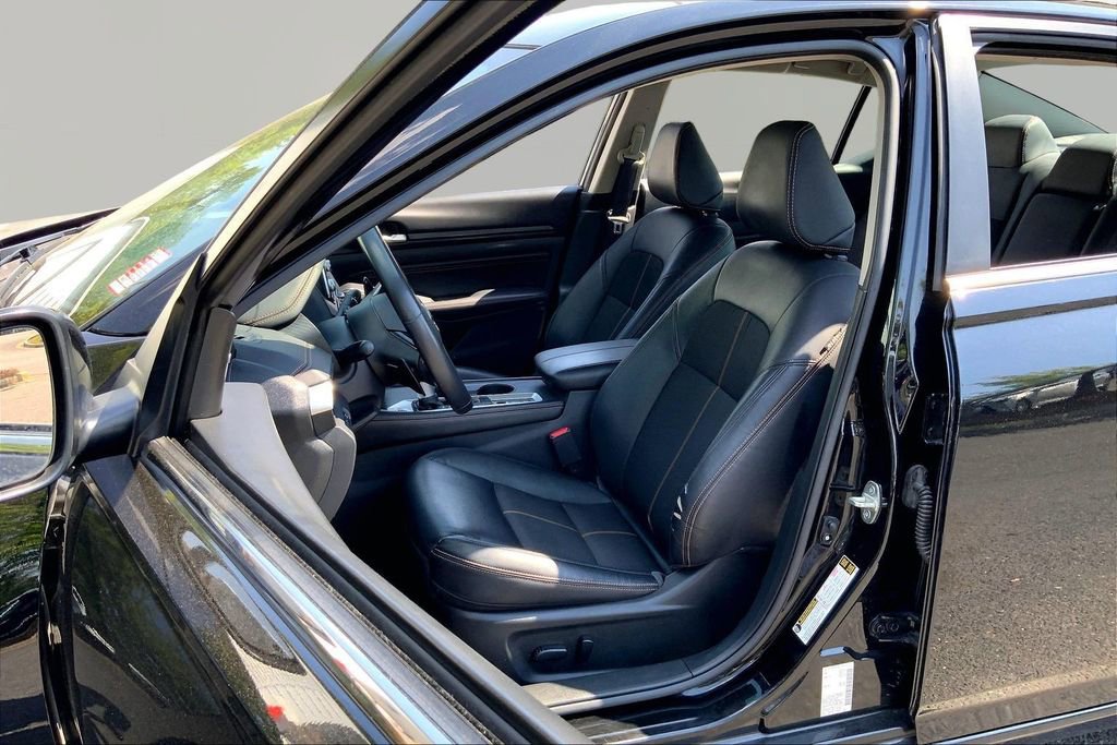 Used 2021 Nissan Altima 2.5 SR AWD/4WD image 15