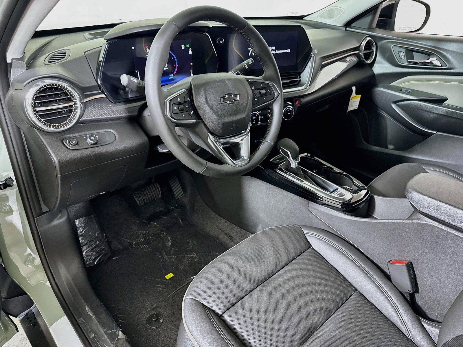 New 2026 Chevrolet Trax ACTIV w/ Driver Confidence Package FWD image 5