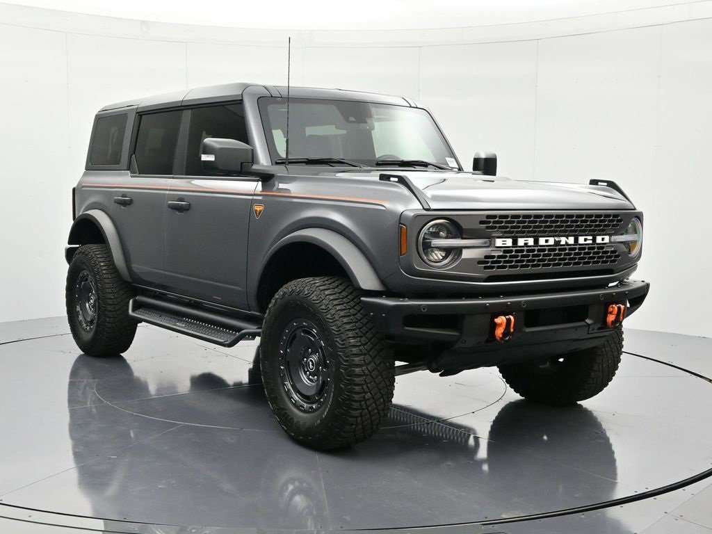 Certified 2024 Ford Bronco Badlands image 3